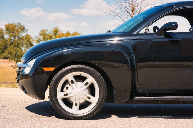 2004 Chevrolet SSR LS