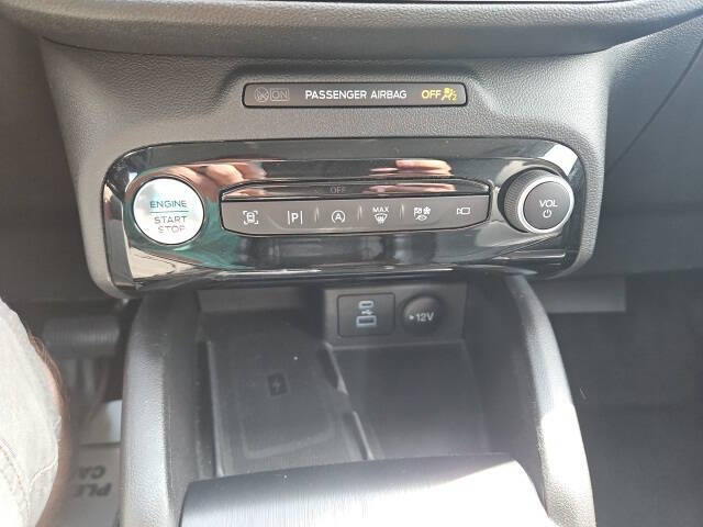 2023 Ford Escape Platinum