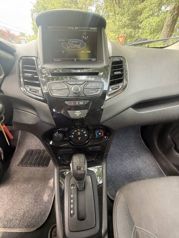 2014 Ford Fiesta SE
