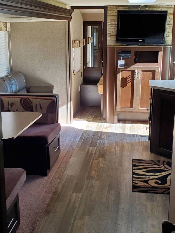 2017 Forest River 284BF Cherokee