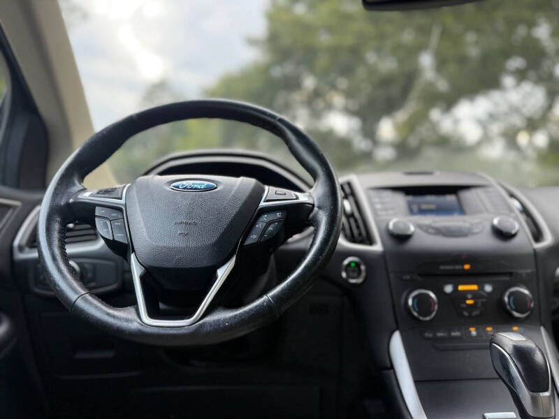 2016 Ford Edge Titanium