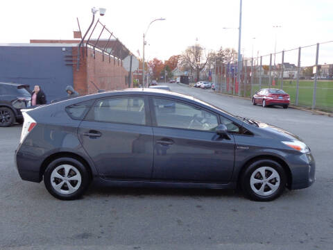 2013 Toyota Prius Three