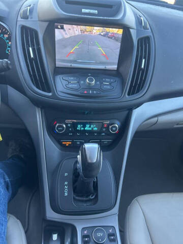2015 Ford Escape SE