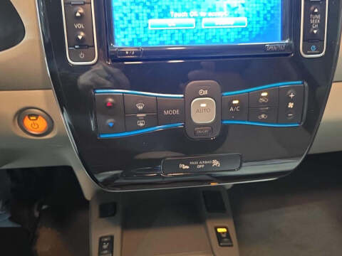 2012 Nissan LEAF SL