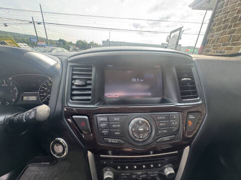 2015 Nissan Pathfinder Platinum