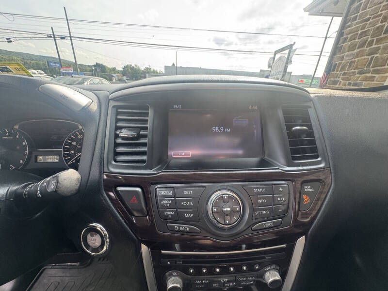 2015 Nissan Pathfinder Platinum