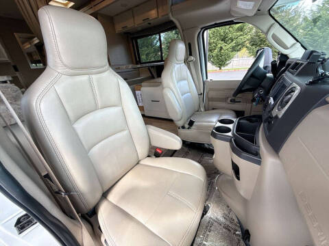 2022 Ford E-Series
