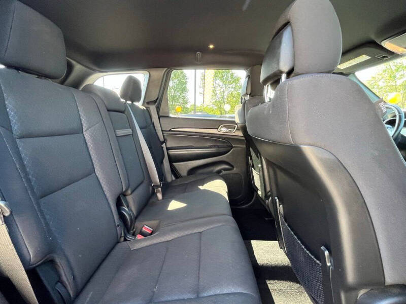 2019 Jeep Grand Cherokee Laredo E