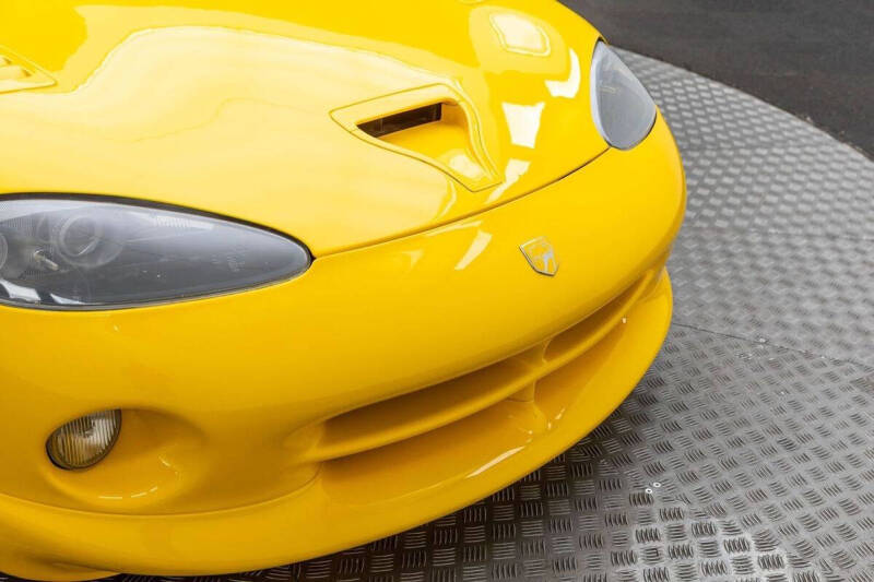 2001 Dodge Viper RT/10