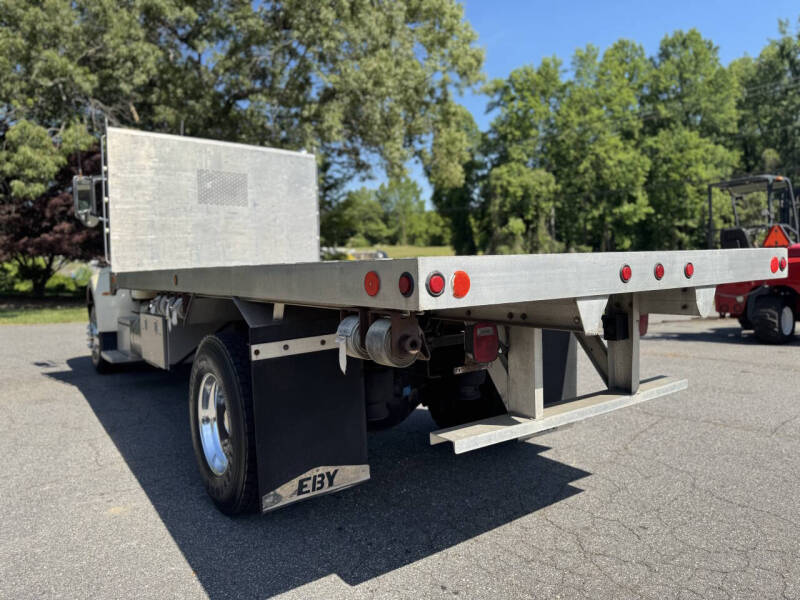 2010 Peterbilt 337