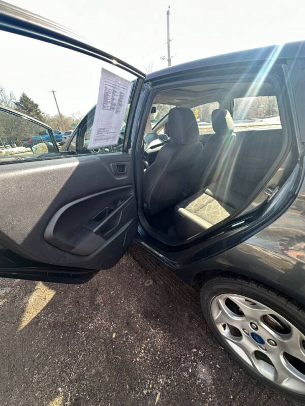 2011 Ford Fiesta SES