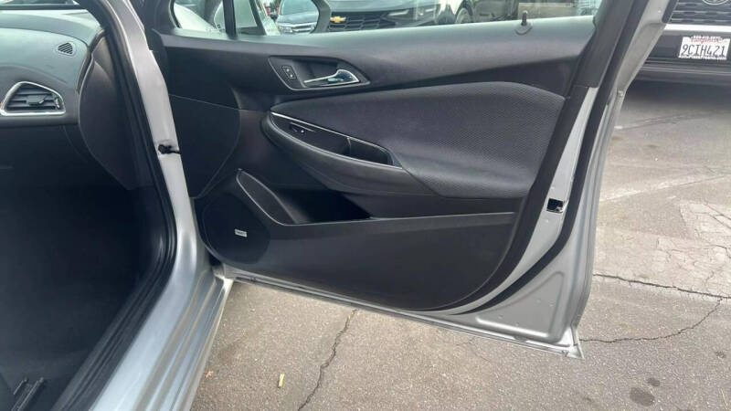 2018 Chevrolet Cruze LT Auto