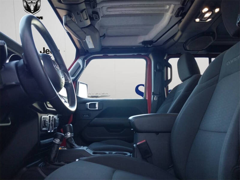 2023 Jeep Gladiator Overland