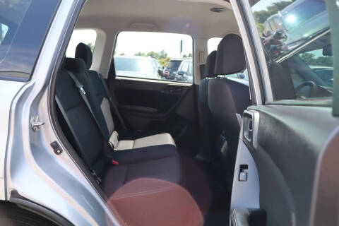 2016 Subaru Forester 2.5i