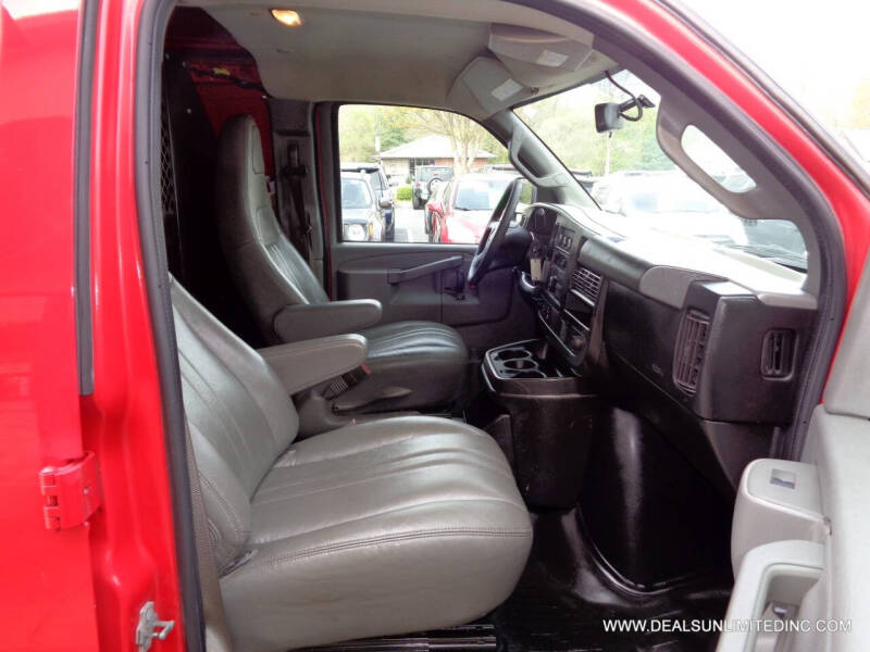 2017 Chevrolet Express 2500