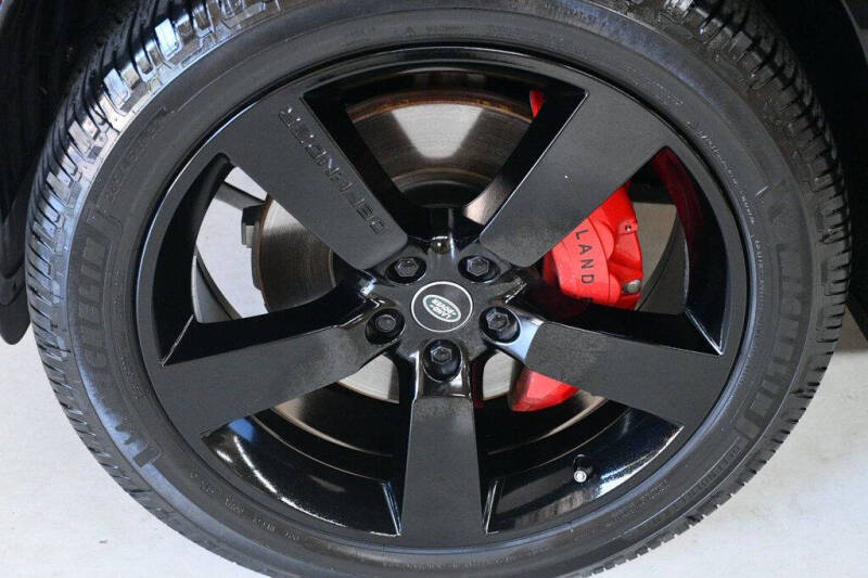 2023 Land Rover Defender 110 X-Dynamic SE