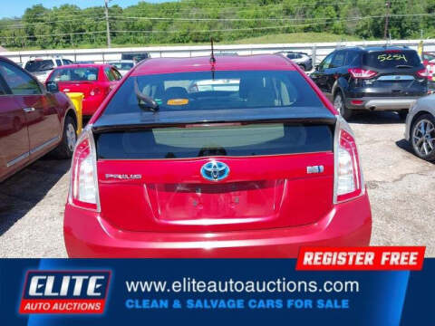 2013 Toyota Prius Two