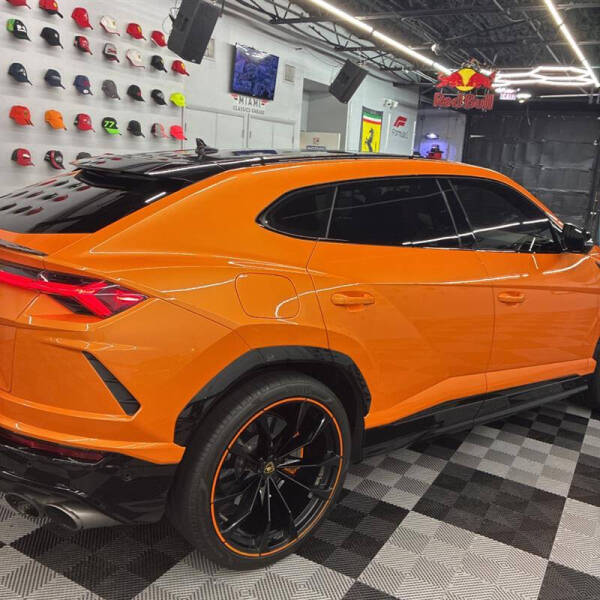 2021 Lamborghini Urus