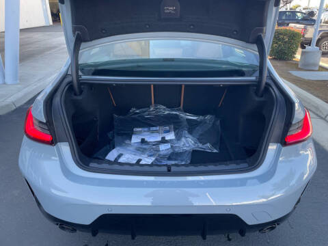 2026 BMW 3 Series 330i