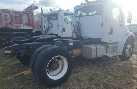 2005 Freightliner Business class M2