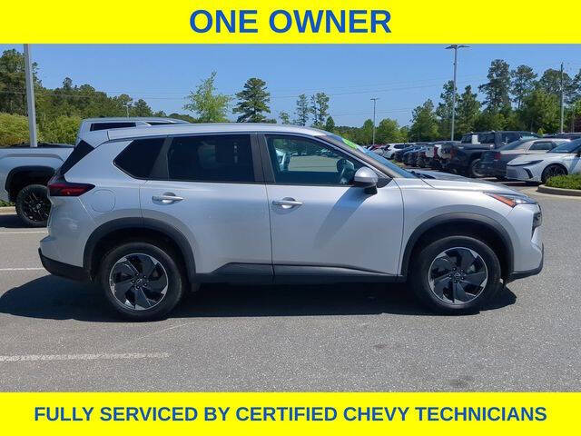 2024 Nissan Rogue SV