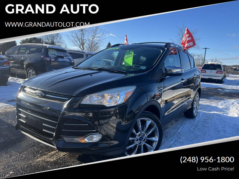 2015 Ford Escape SE's photo