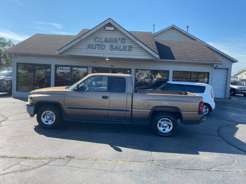 2001 Dodge Ram 1500 for sale at Clarks Auto Sales in Middletown OH