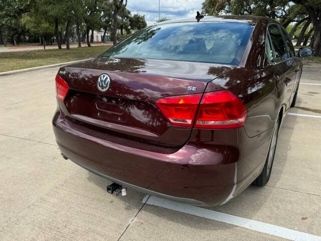 2012 Volkswagen Passat SE photo 12