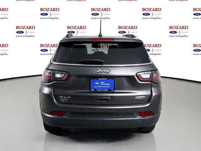 2022 Jeep Compass Latitude Lux