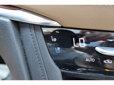 2017 Cadillac XT5 Platinum