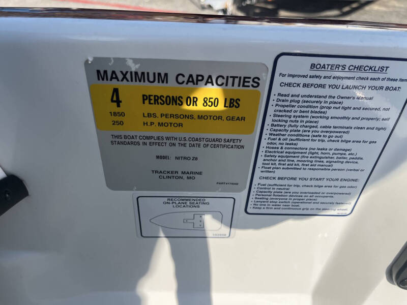2015 Nitro Z-8