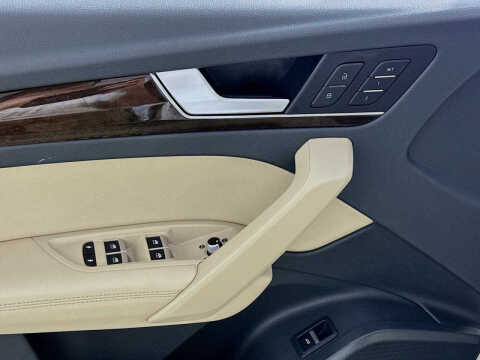 2019 Audi Q5 quattro Premium Plus 45 TFSI