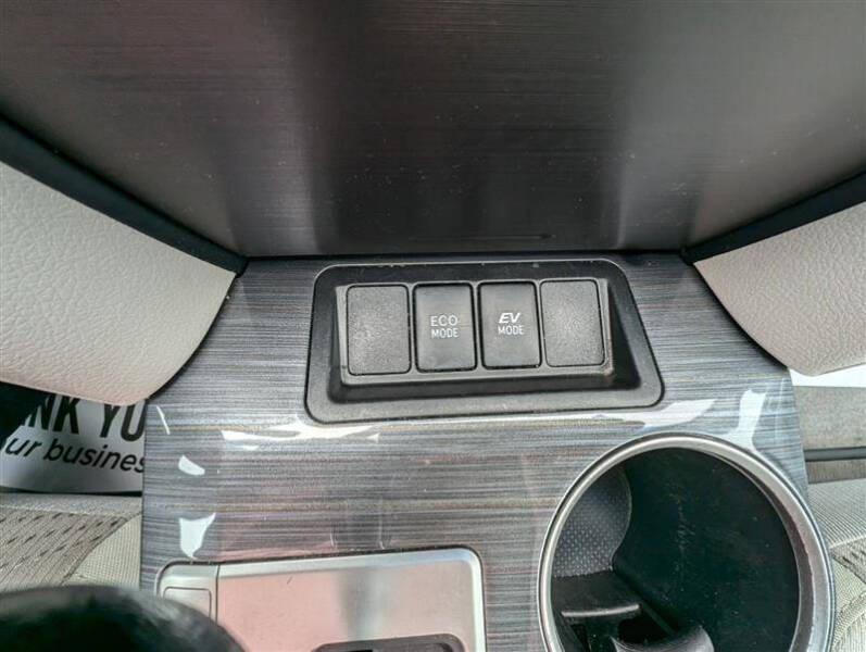 2014 Toyota Camry Hybrid LE