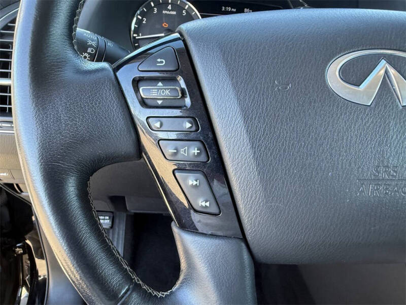 2022 Infiniti QX80 Luxe