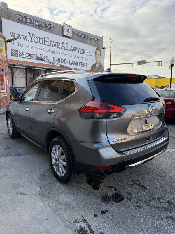 2017 Nissan Rogue SV