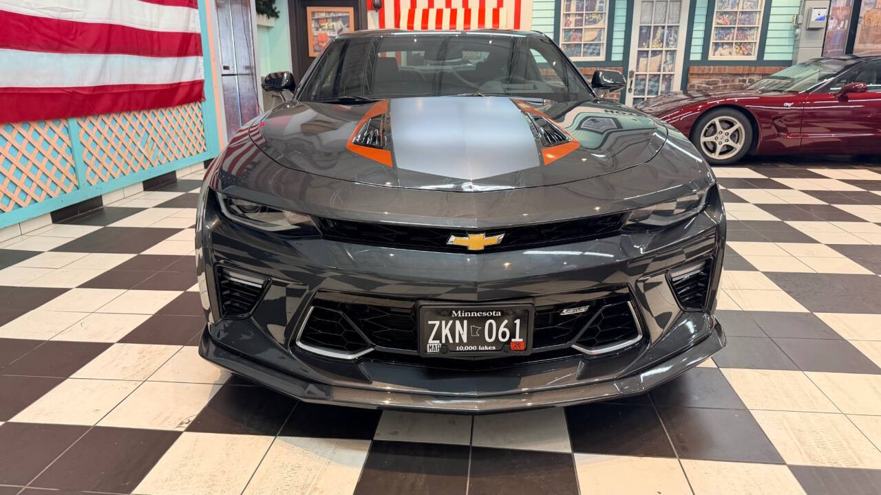 2017 Chevrolet Camaro 2