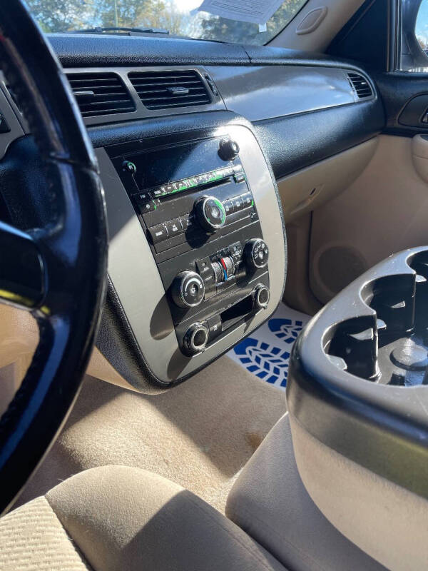 2008 Chevrolet Suburban LS