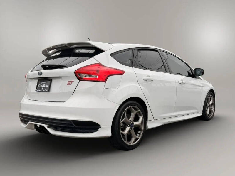 2017 Ford Focus ST