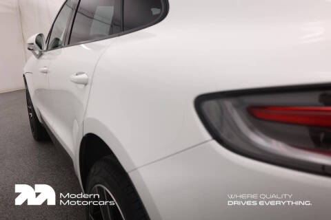 2025 Porsche Macan