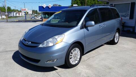 2010 Toyota Sienna for sale at West Elm Motors in Graham NC