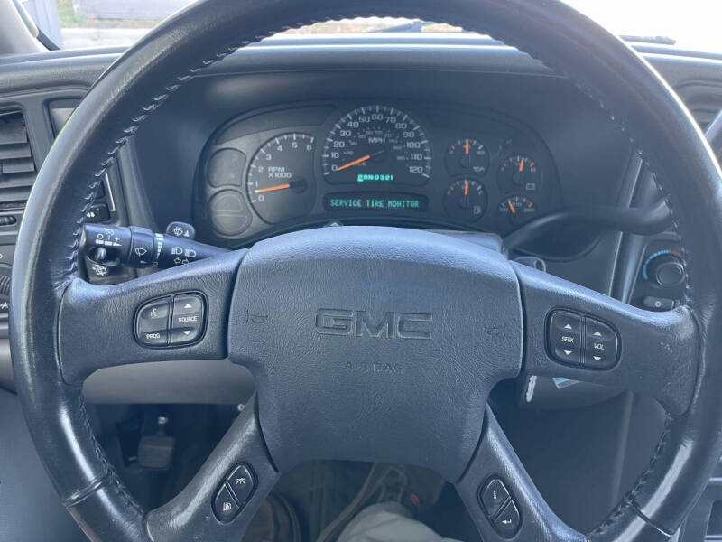 2005 GMC Yukon SLT