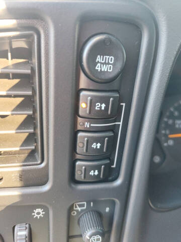 2003 Chevrolet Suburban 2500