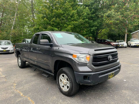 2014 Toyota Tundra for sale at Bladecki Auto LLC in Belmont NH