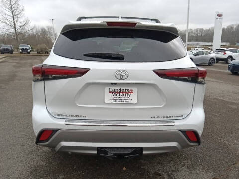 2026 Toyota Highlander Platinum