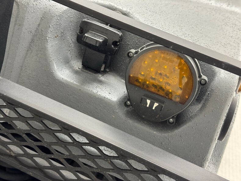 1989 AM General Hummer