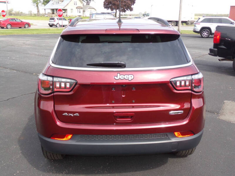 2022 Jeep Compass Latitude Lux