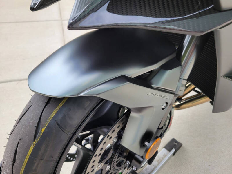 2025 Kawasaki Ninja H2 Carbon ABS