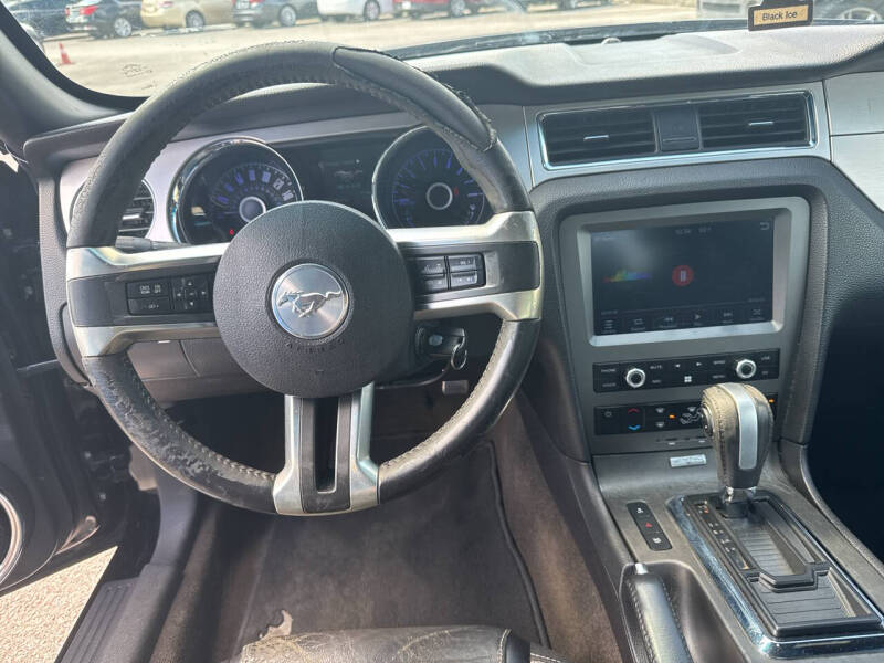 2014 Ford Mustang V6 Premium