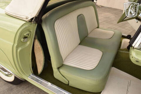 1956 Ford Thunderbird