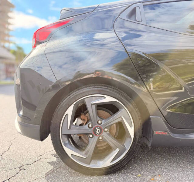 2019 Hyundai Veloster